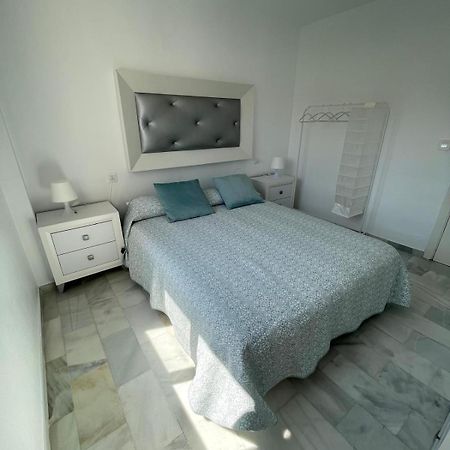 Apartamento Jardines Del Rocio Torre Del Mar Dış mekan fotoğraf