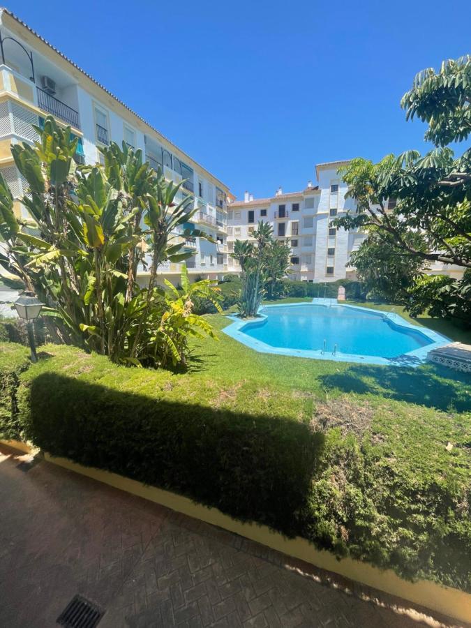 Apartamento Jardines Del Rocio Torre Del Mar Dış mekan fotoğraf